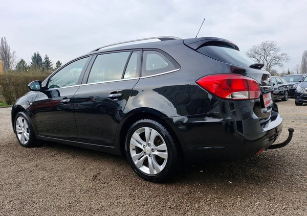 Chevrolet Cruze cena 32900 przebieg: 177000, rok produkcji 2013 z Piława Górna małe 781